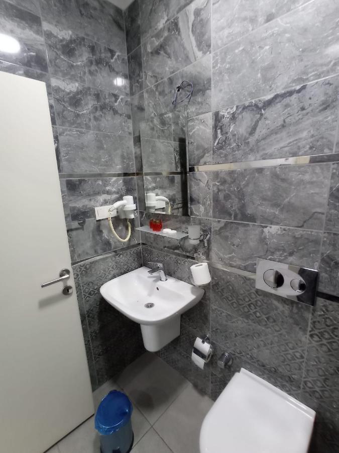 Emin Konak Hotel อิสตันบูล ภายนอก รูปภาพ